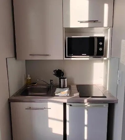 Lägenhet Studio-centre-thabor-balcon-1 Personne Rennes